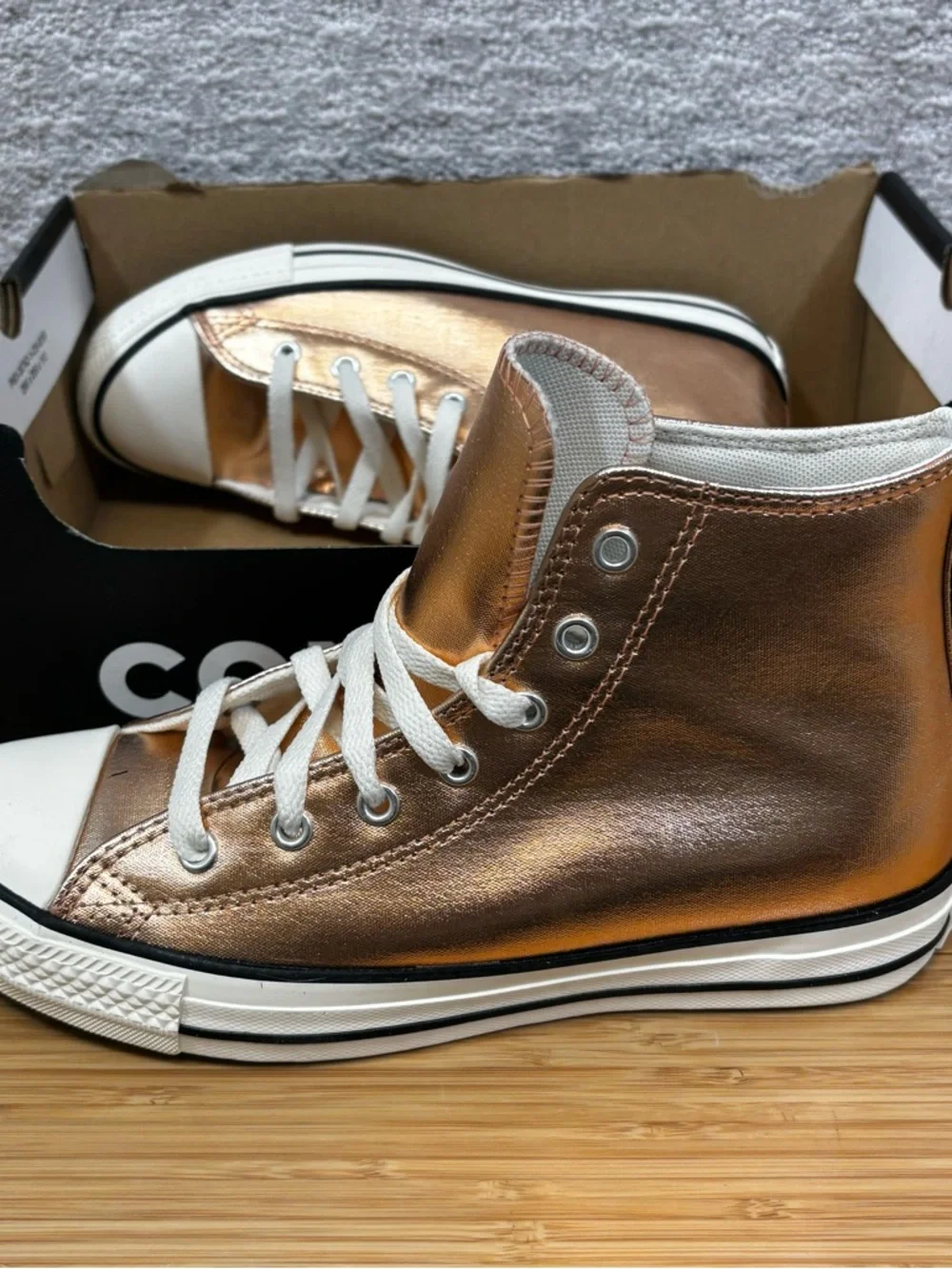 CONVERSE Chuck Taylor All Star Hi‎ Top Metallic Gold Big Kids Sz 5.5 Woman’s 7.5